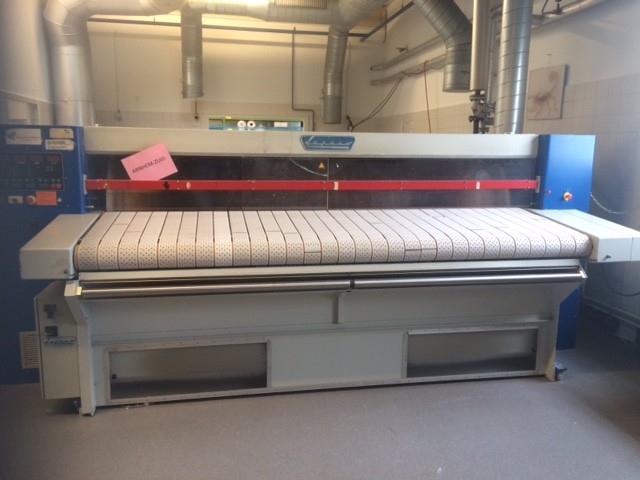 Lapauw 1x1200x3000 with lacofold and extra long feedingbelts and suction